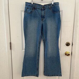 Vintage Jordache Woman's Cool Plus-Size High-Waist Flare Jeans Sz 17/18